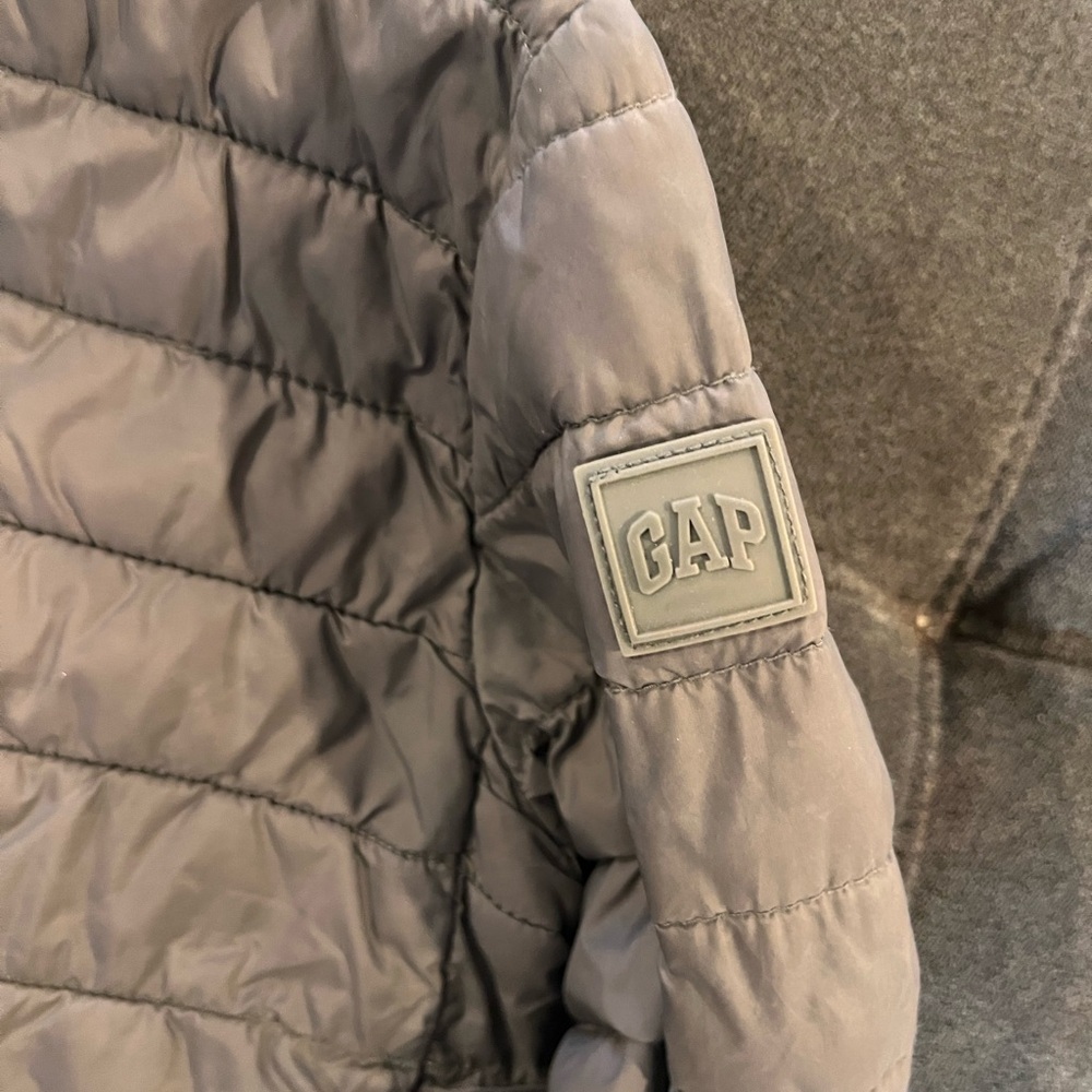 Gap puffer jacket - Picture 2 of 3
